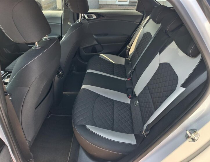 KIA ProCeed Kombi 1,4 l 103 kw