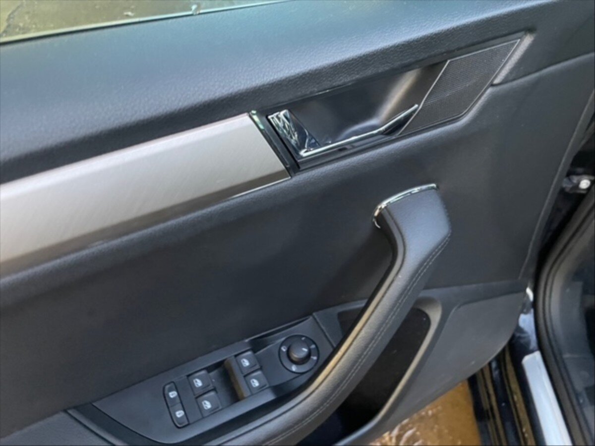 Škoda Superb Liftback 2,0 l 110 kw