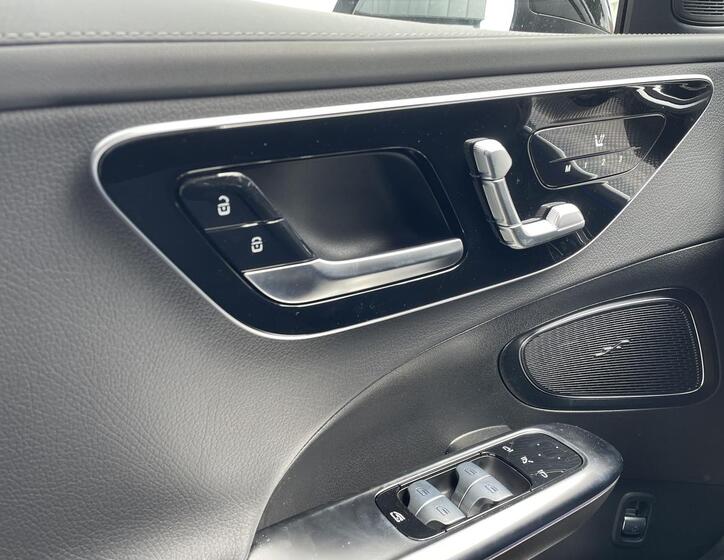 Mercedes-Benz Třídy C 8