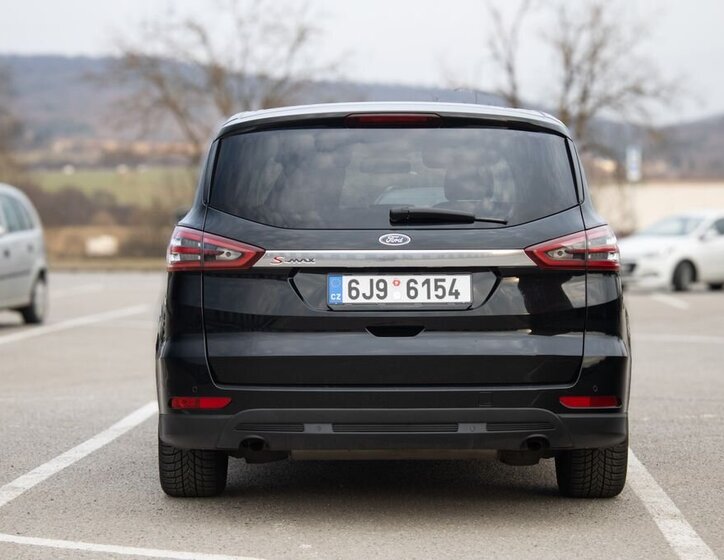 Ford S-MAX MPV 2,0 l 110 kw