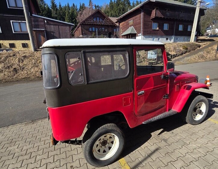 Toyota Land Cruiser SUV / Terénní 0,0 0