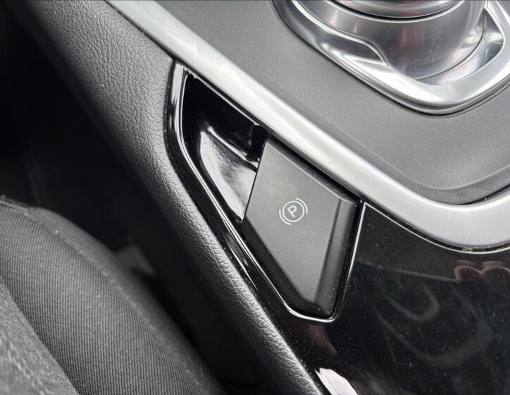 Ford Galaxy SUV / Terénní 2,0 l 110 kw