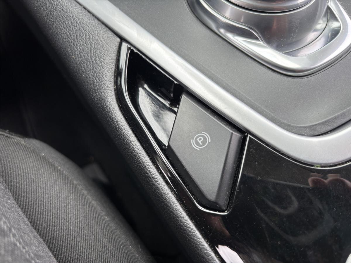 Ford Galaxy SUV / Terénní 2,0 l 110 kw