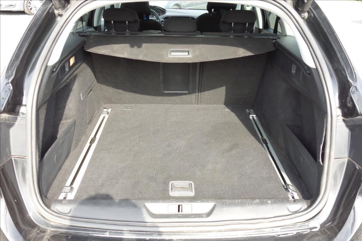 Peugeot 308 Kombi 1,6 l 88 kw