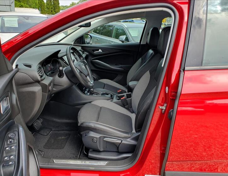 Opel Grandland X 9