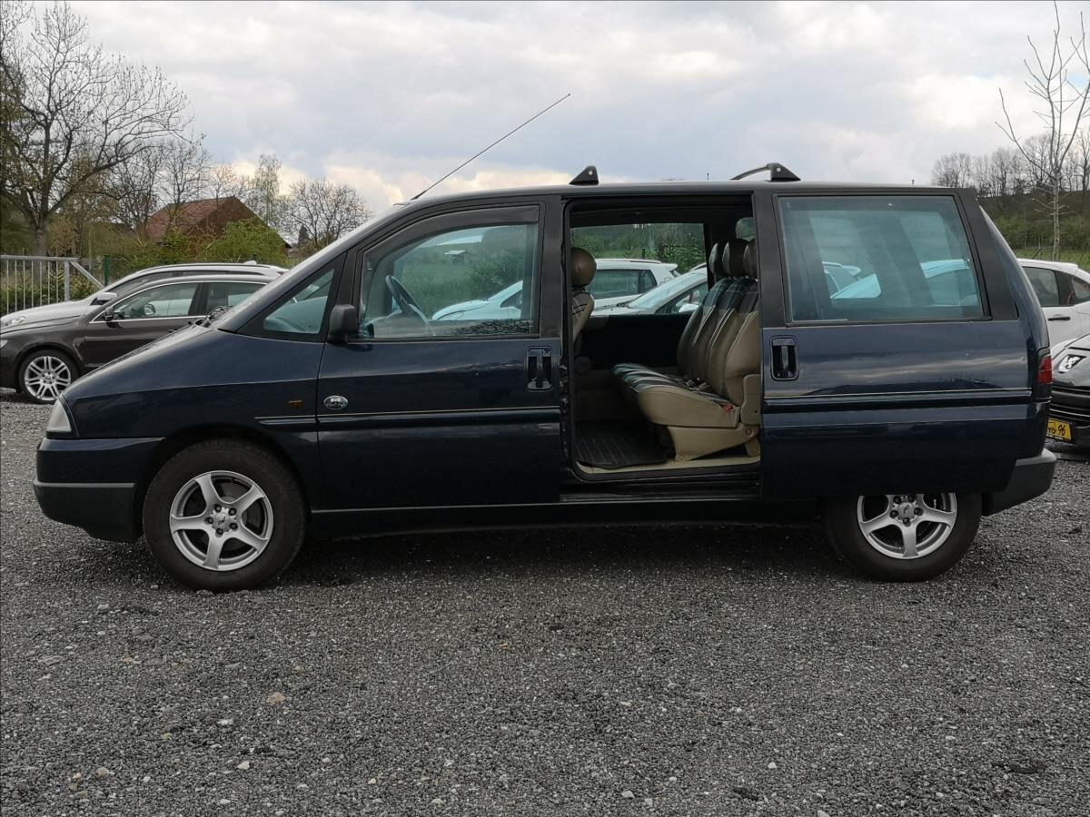Peugeot 806 Kombi 2,1 l 80 kw