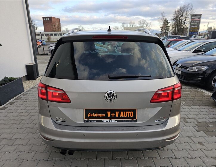 Volkswagen Golf Sportsvan Kombi 1,4 l 92 kw
