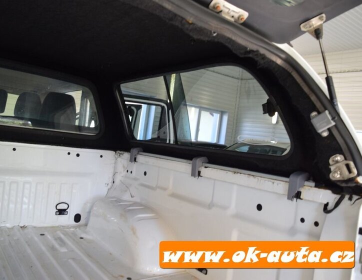 Nissan Navara Pick-up 2,3 l 120 kw