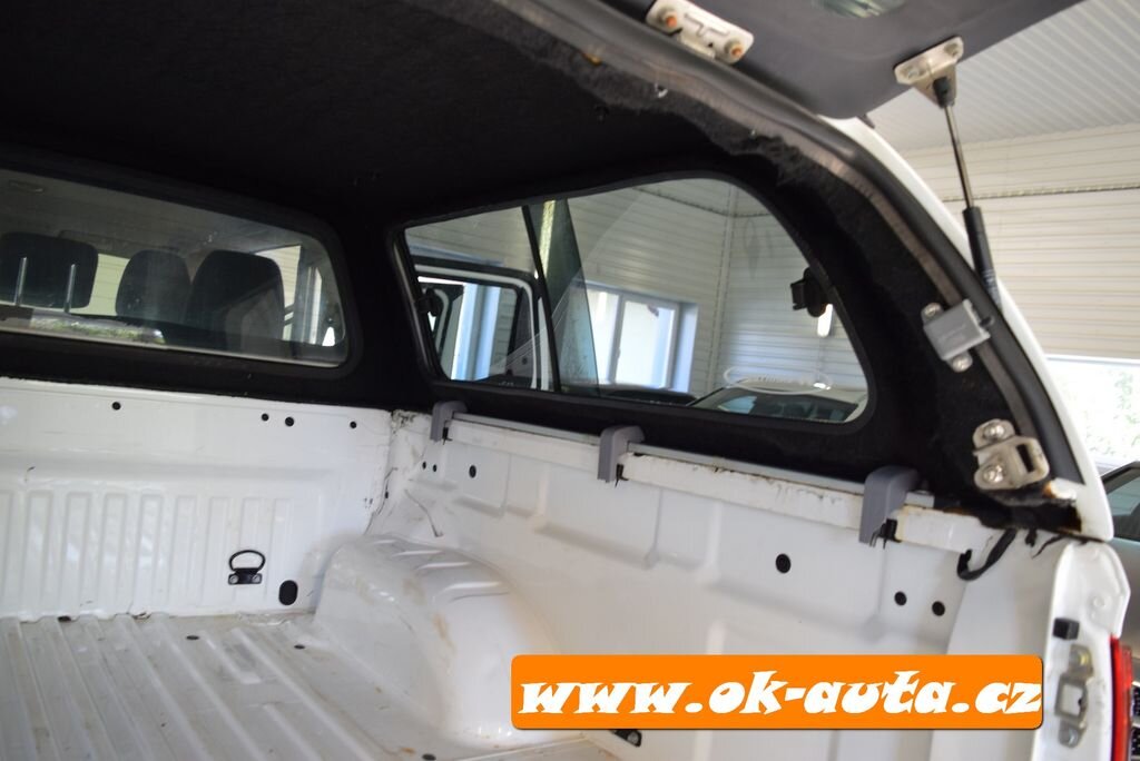 Nissan Navara Pick-up 2,3 l 120 kw