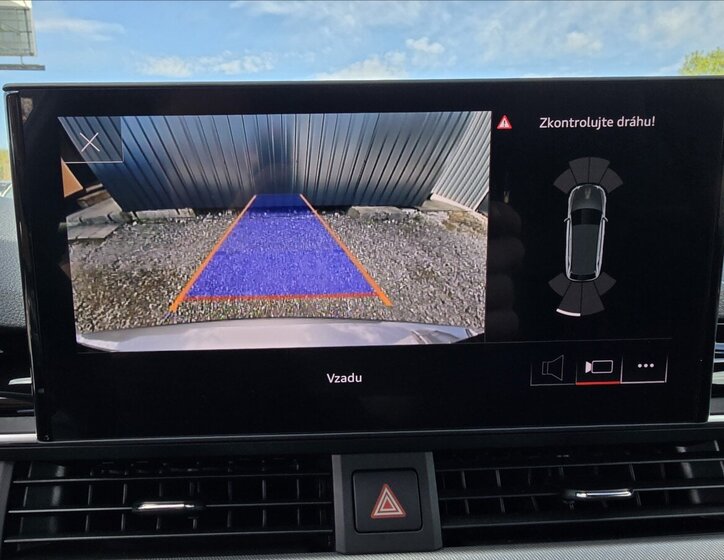 Audi A4 Kombi 2,0 l 140 kw