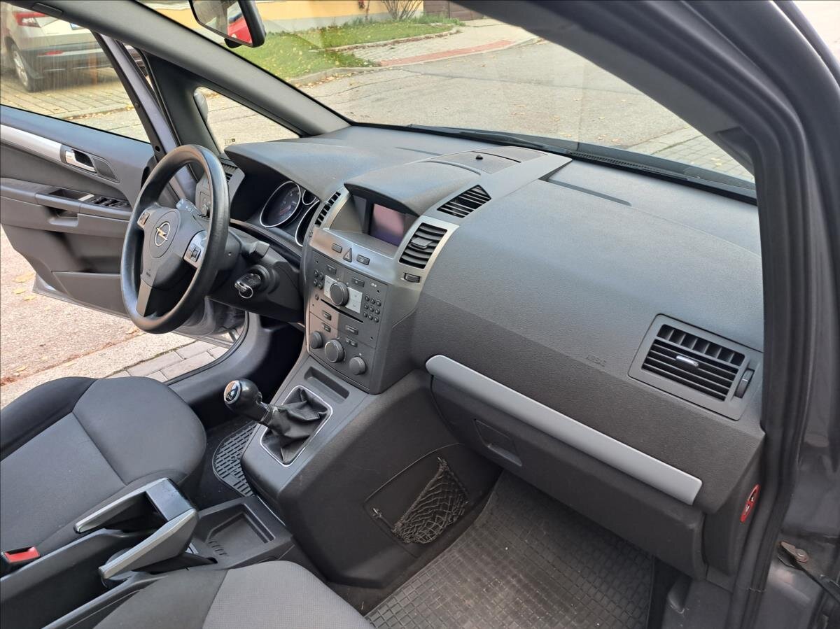 Opel Zafira MPV 1,9 l 88 kw