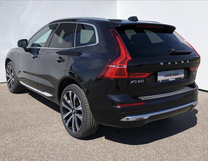 Volvo XC60 9