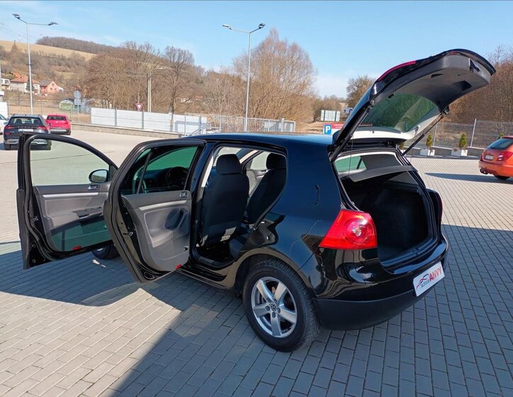 Volkswagen Golf Hatchback 1,4 l 59 kw