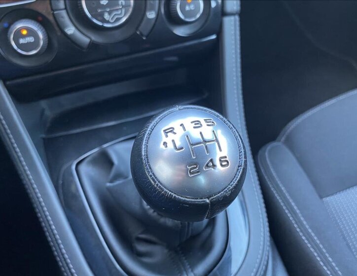 Peugeot RCZ Kupé 2,0 l 120 kw