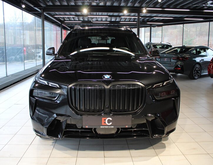 BMW X7 SUV 3,0 l 250 kw