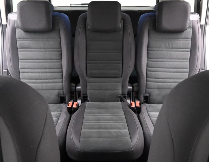 Volkswagen Touran MPV 2,0 l 110 kw