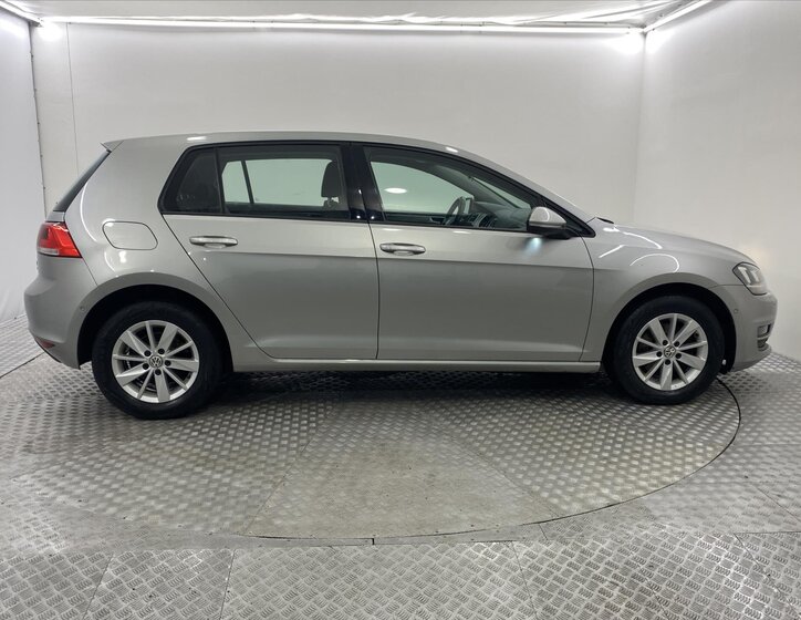 Volkswagen Golf Hatchback 1,6 l 77 kw