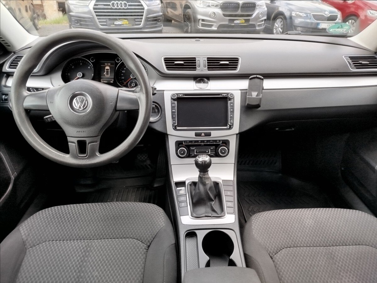 Volkswagen Passat Kombi 2,0 l 103 kw