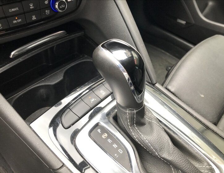 Opel Insignia Kombi 2,0 l 125 kw