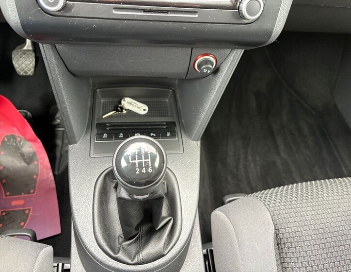 Volkswagen Touran MPV 1,6 l 77 kw