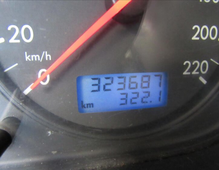 Volkswagen Caravelle Kombi 2,5 l 75 kw