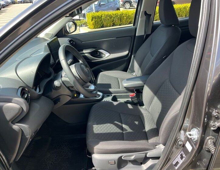 Toyota Yaris Cross SUV / Terénní 1,5 l 68 kw