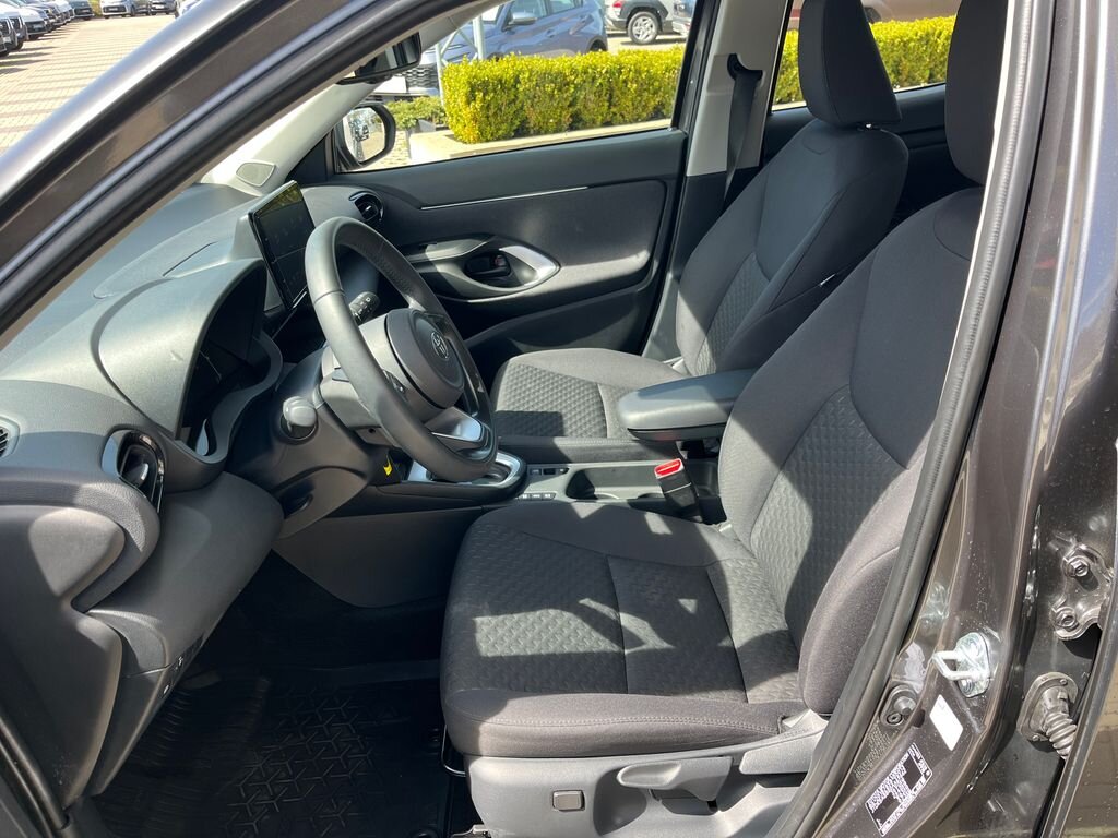 Toyota Yaris Cross SUV / Terénní 1,5 l 68 kw