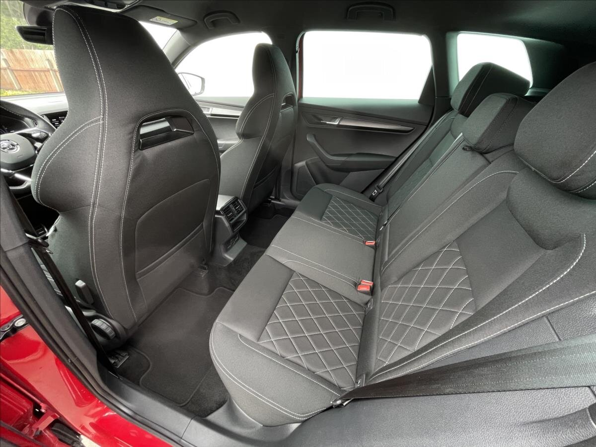 Škoda Karoq SUV / Terénní 1,5 l 110 kw