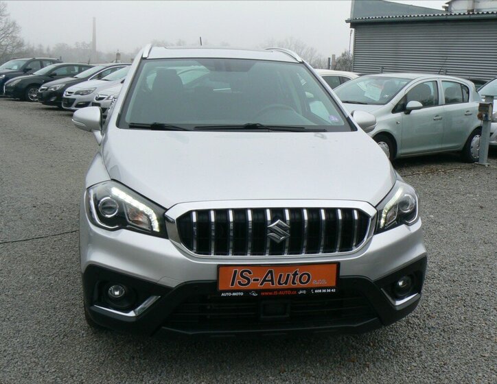 Suzuki SX4 S-Cross SUV / Terénní 1,4 l 103 kw
