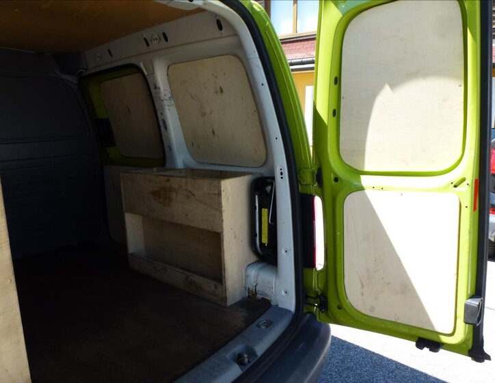 Volkswagen Caddy Skříň 1,9 l 77 kw