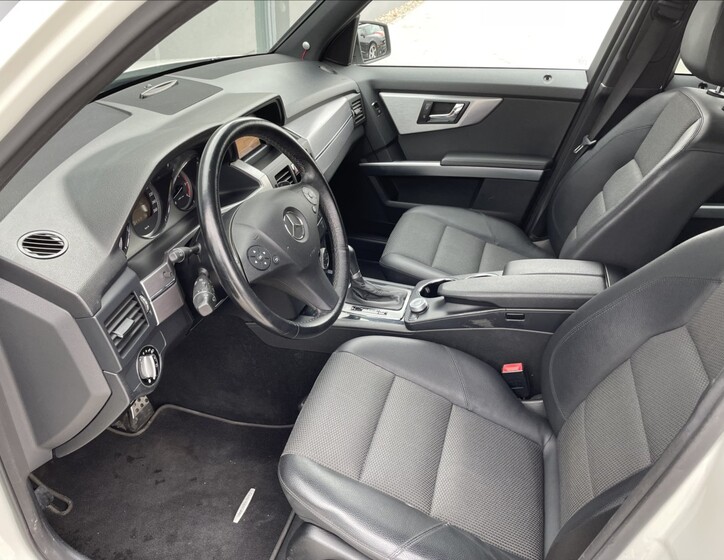 Mercedes-Benz GLK 16