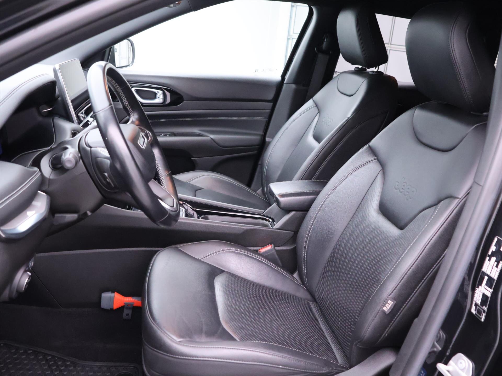 Jeep Compass SUV 1,3 l 110 kw