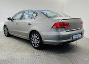 Volkswagen Passat Sedan / Limuzína 2,0 l 130 kw