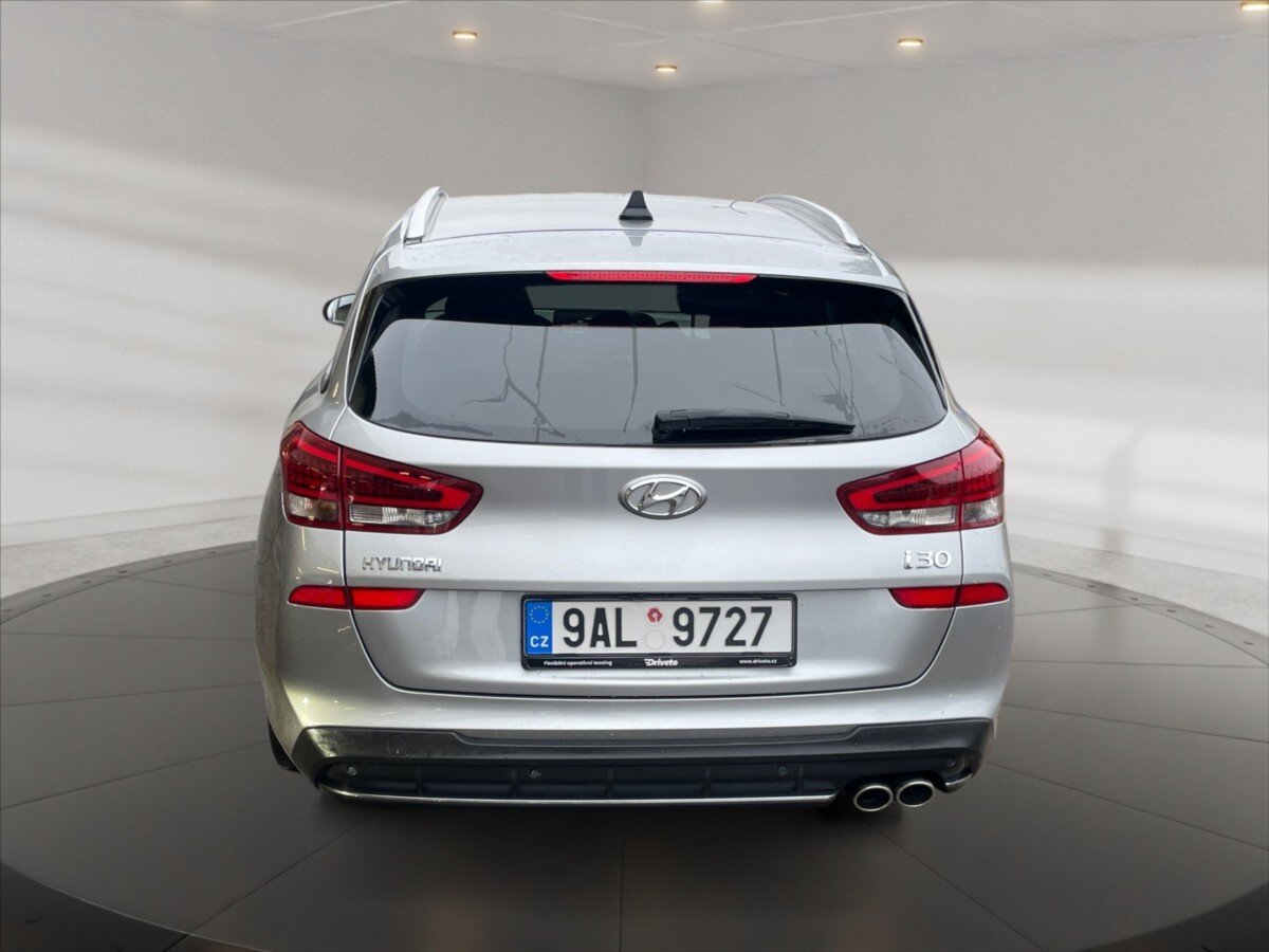 Hyundai i30 Kombi 998,0 88 kw