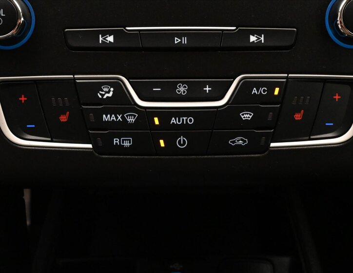 Ford Mondeo Kombi 2,0 l 140 kw