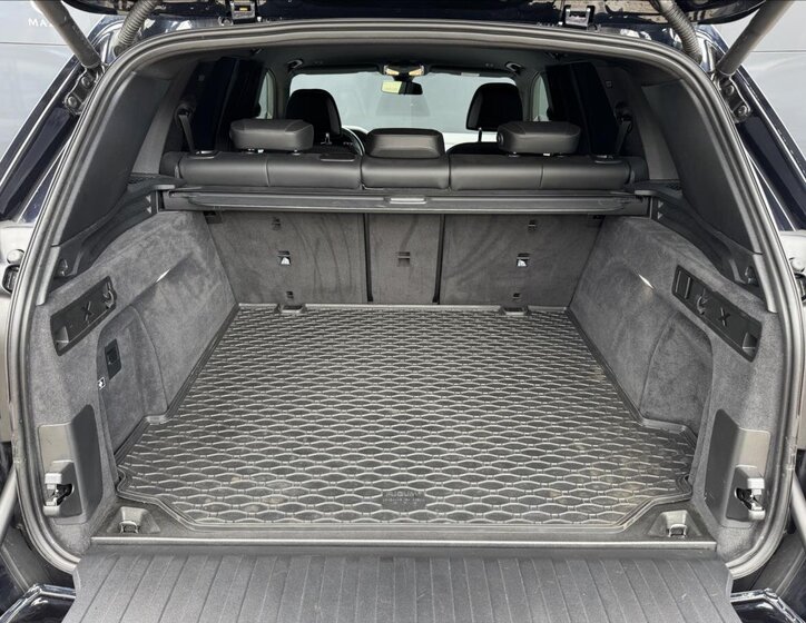 BMW X5 SUV / Terénní 3,0 l 245 kw