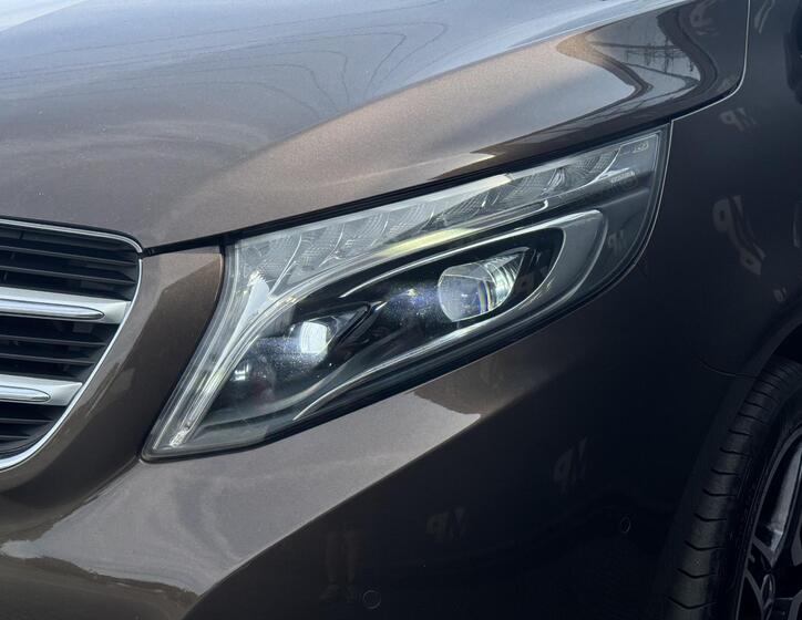 Mercedes-Benz Třídy V 38