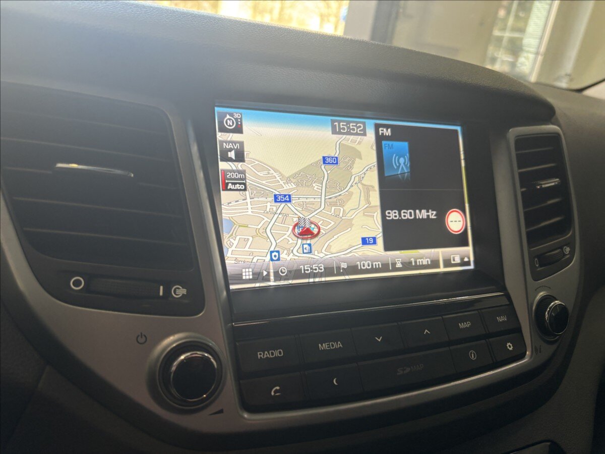 Hyundai Tucson SUV 2,0 l 100 kw