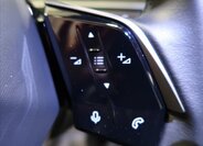 Peugeot 3008 SUV 1,2 l 100 kw