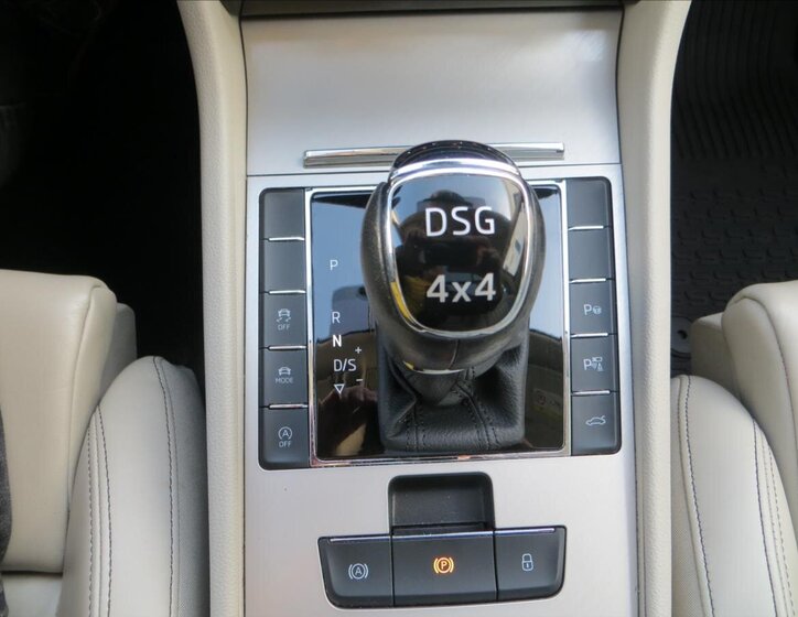 Škoda Superb Kombi 2,0 l 147 kw