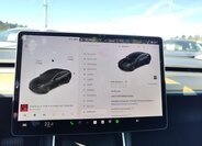 Tesla Model 3 Sedan / Limuzína 0,0 155 kw