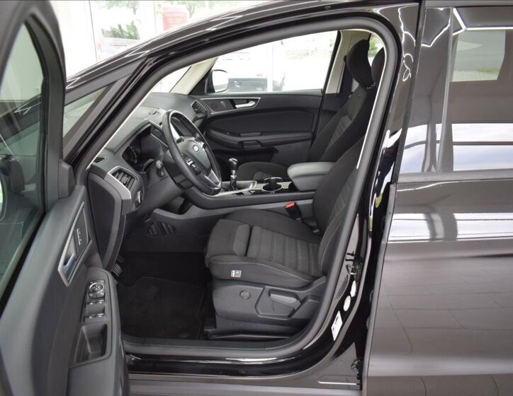 Ford S-MAX MPV 2,0 l 110 kw