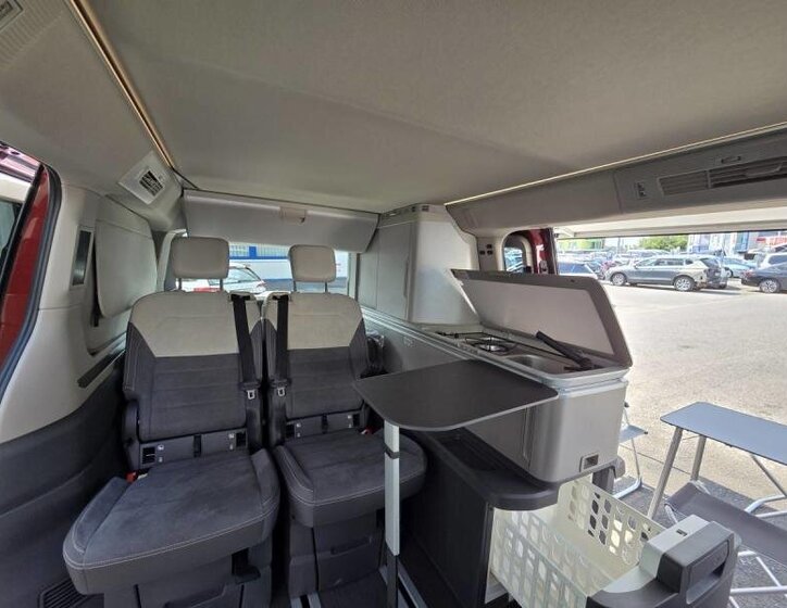 Volkswagen California VAN-Minibus 2,0 l 110 kw