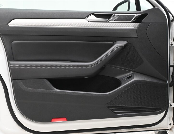 Volkswagen Passat Kombi 1,5 l 110 kw