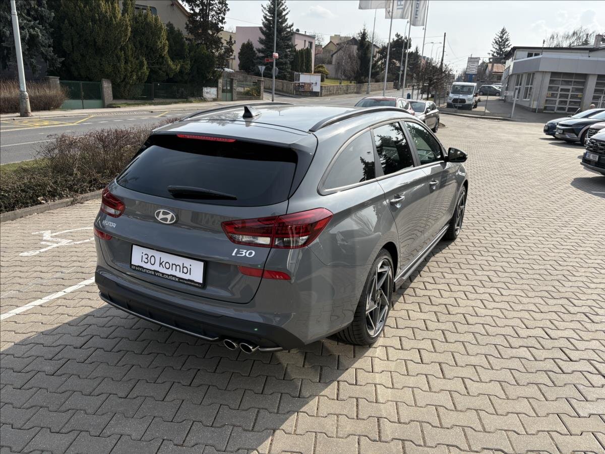 Hyundai i30 Kombi 1,5 l 103 kw