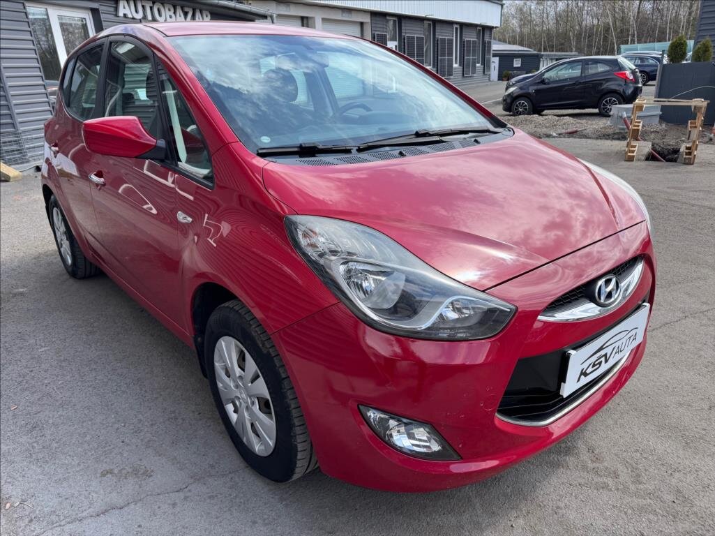 Hyundai ix20 MPV 1,4 l 66 kw