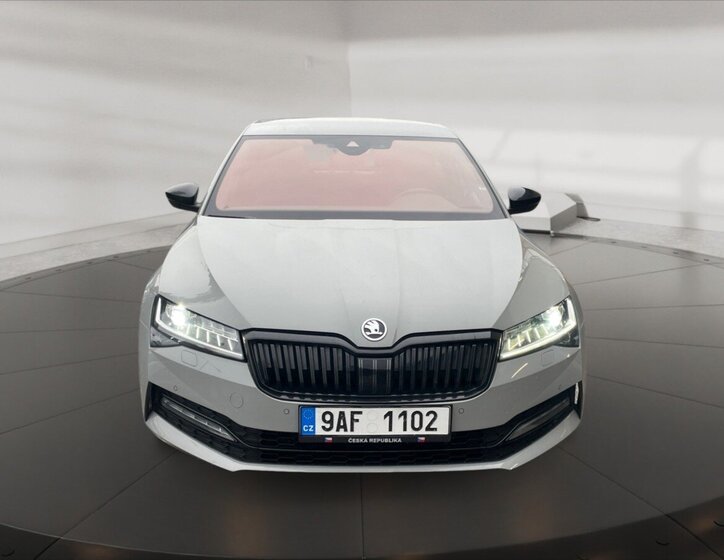 Škoda Superb Liftback 2,0 l 110 kw