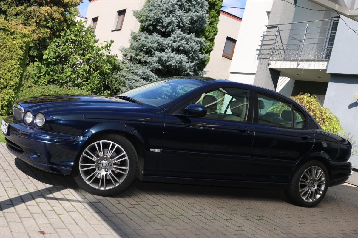 Jaguar X-Type
