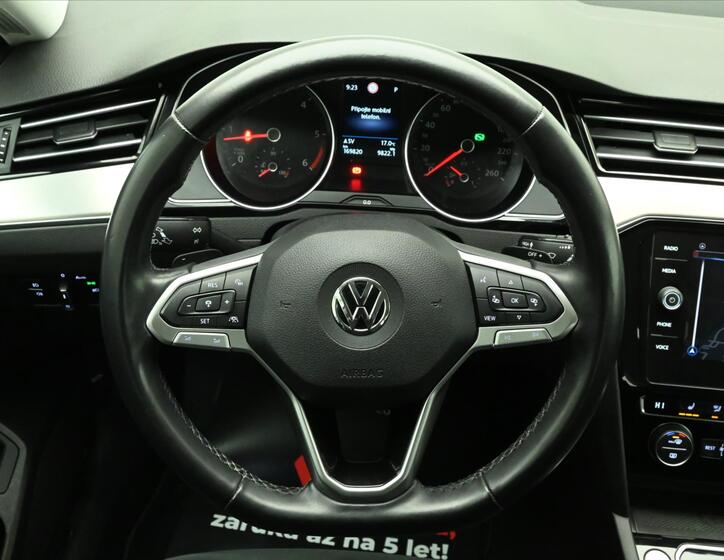 Volkswagen Passat 18