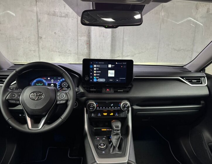 Toyota RAV4 SUV 2,5 l 163 kw